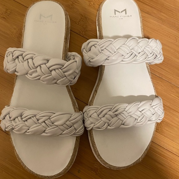 Marc Fisher White Slide Sandal - Picture 3 of 9